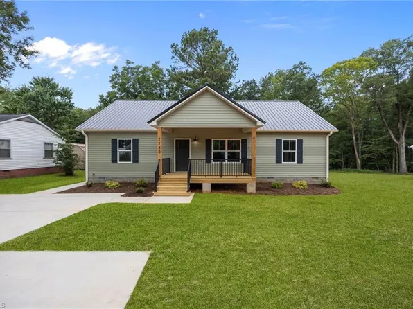 2230 Burch Bridge Rd, Burlington, NC 27217