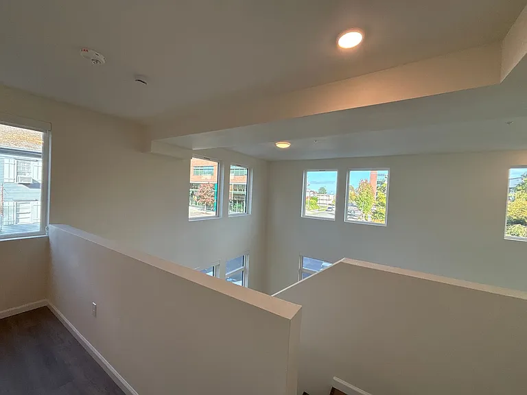 401 UNION — Photo 143