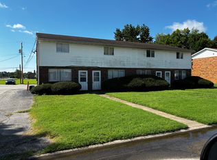 1338 Virginia Ave, Wood River, IL 62095