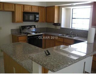 4th image of 4848 Maryvale Dr