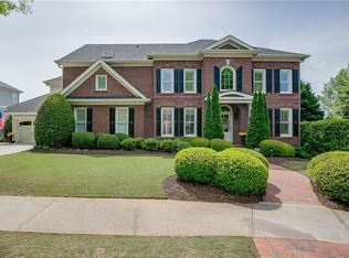 913 Meadow Club Ct, Suwanee, GA 30024