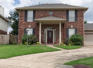 3223 Alexander Parc Dr, Pearland, TX 77581