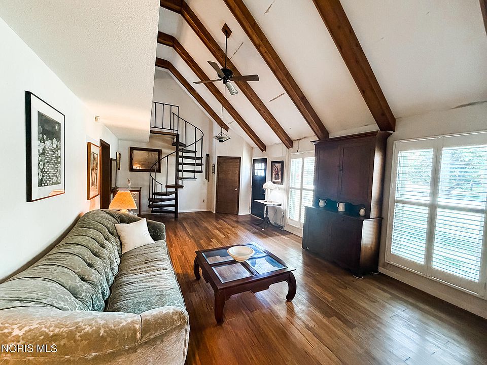 28th image of 1443 Eastgate Rd