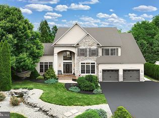 530 Duquesne Rd, York, PA 17402