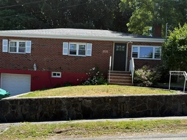 30 Linden Ter, Lynn, MA 01902
