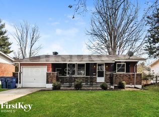11150 Mammoth Dr, Saint Louis, MO 63136