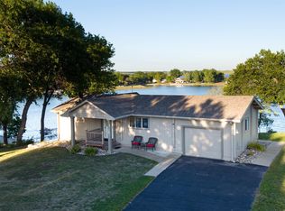 6614 Lenola Hts, Wentworth, SD 57075