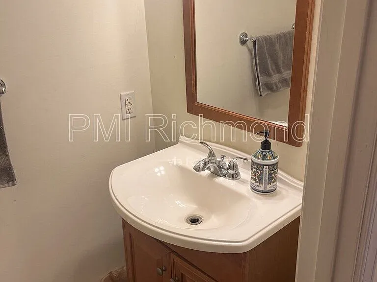 1411 Idlewood Ave — Photo 10