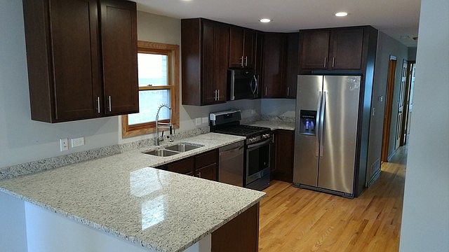 1st image of 5427 W Carmen Ave