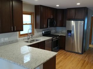5427 W Carmen Ave, Chicago, IL 60630