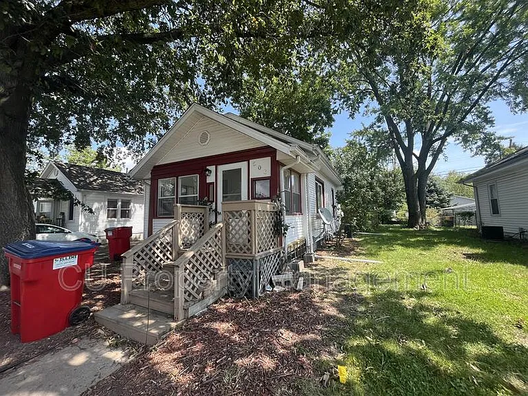 508 N Fair St — Photo 12