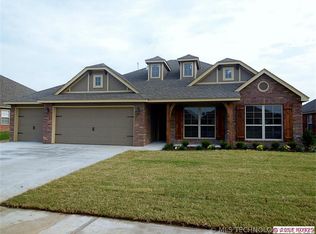 12427 E 129th St, Collinsville, OK 74021
