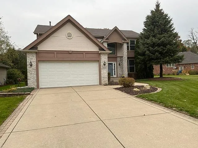 3110 Hoffman Ct photo 1