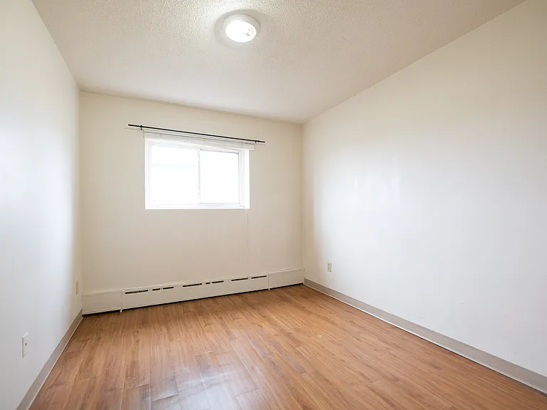 1139 Grant Ave #15 — Photo 7