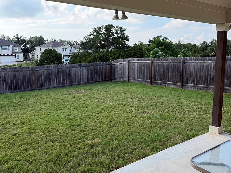 1541 Harrongton Way — Photo 20