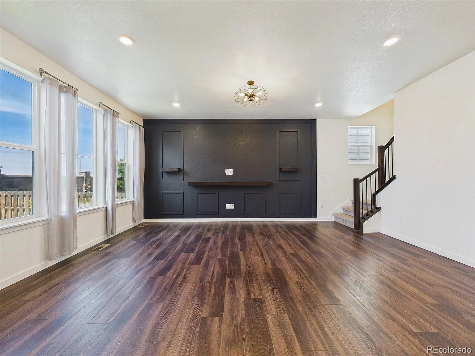 4 bed, 2.5 bath, 2140 sqft, $2,950 — Photo 4
