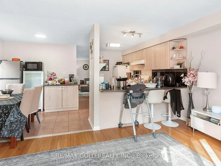 6900 Old Creditview Rd — Photo 24