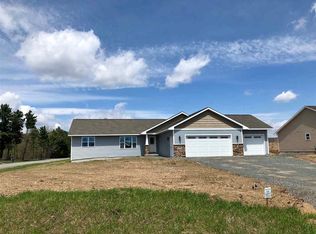 2210 Burton Ave, Mosinee, WI 54455