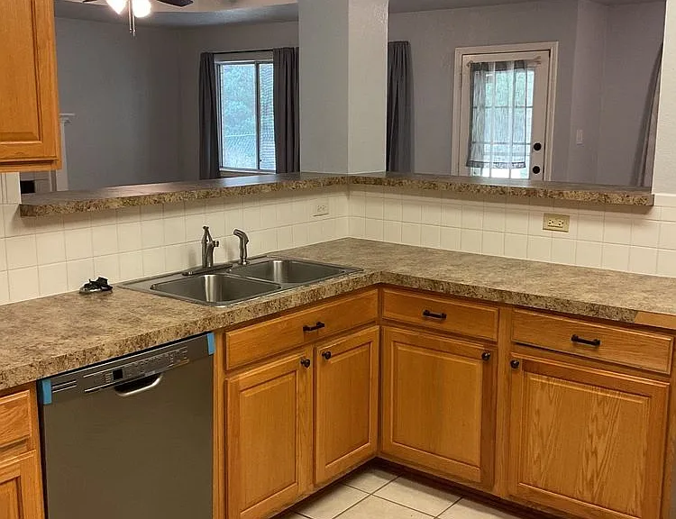 4507 Twin Oaks Cir — Photo 5