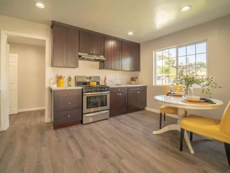 6145 Streamview Dr — Photo 10
