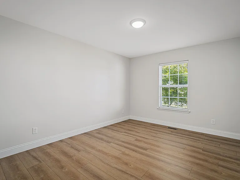 175 Shadow Pointe Dr — Photo 21