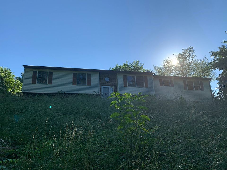 1st image of 3555 Cemetery Ln