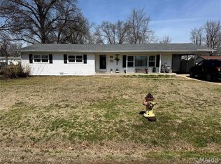 213 South St, Wellsville, MO 63384