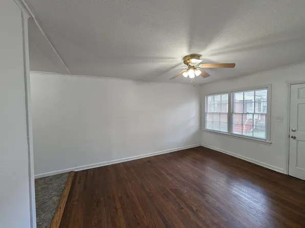 2010 E 12th St, Tulsa, OK 74104