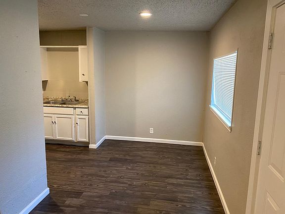 2nd image of 2907 Observation Dr #4