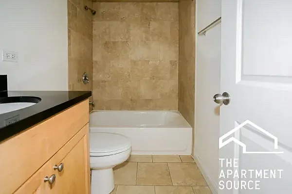 3817 N Sheffield Ave #2W — Photo 6