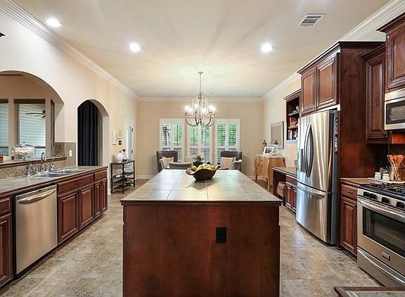 5th image of 119 Tallow Creek Blvd