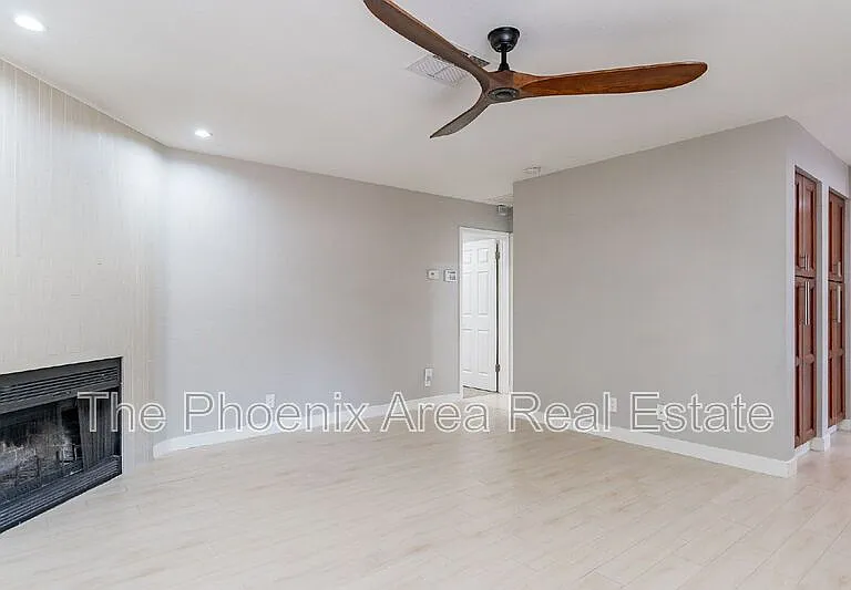 93 N Cooper Rd #20 — Photo 5
