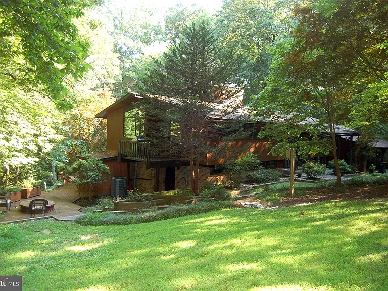 9728 Swift Creek Ct — Photo 3