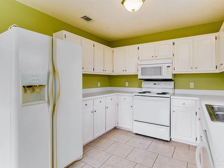 1545 Kitty Hawk Dr — Photo 13
