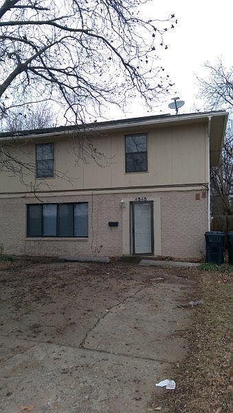 1st image of 4545 W Park Pl