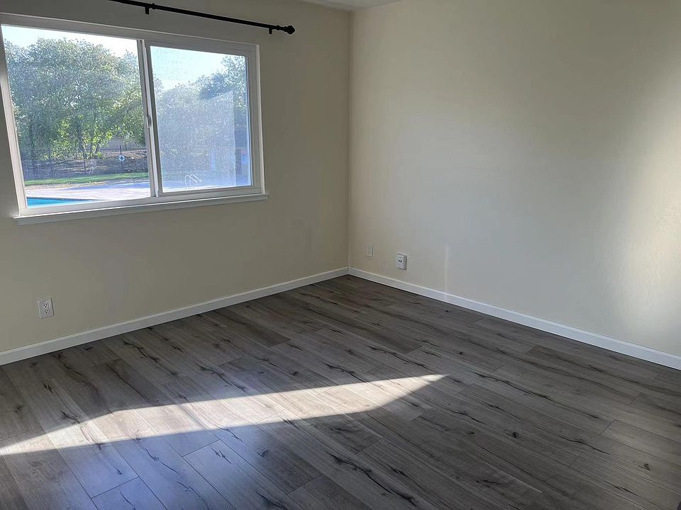 1st image of 2123 Medallion Dr APT 2
