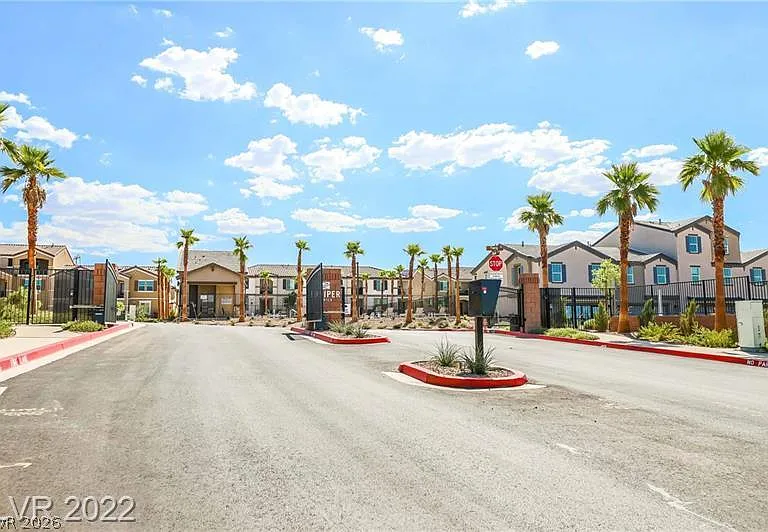 512 Ylang Pl — Photo 2