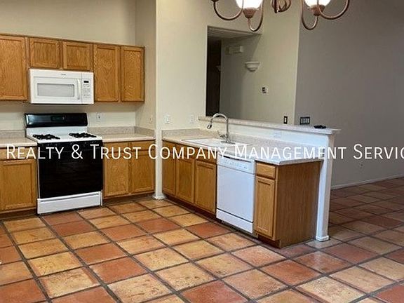 4th image of 4935 N Sabino Gulch Ct