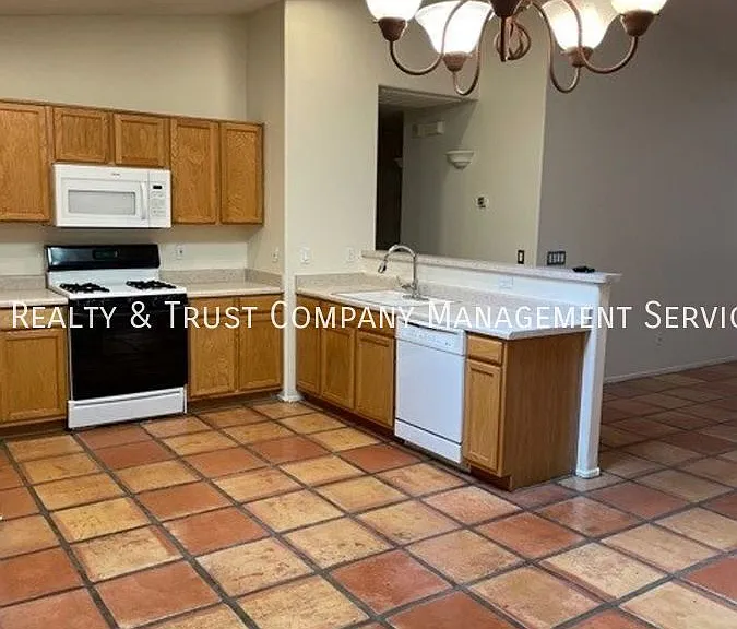 4935 N Sabino Gulch Ct — Photo 4