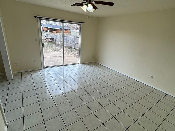 3rd image of 7720 S Miller Blvd