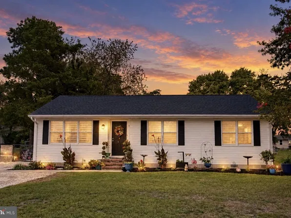 9 W Pine St, Delmar, MD 21875