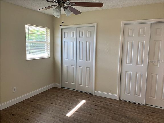 5th image of 16 Elkwood Ct