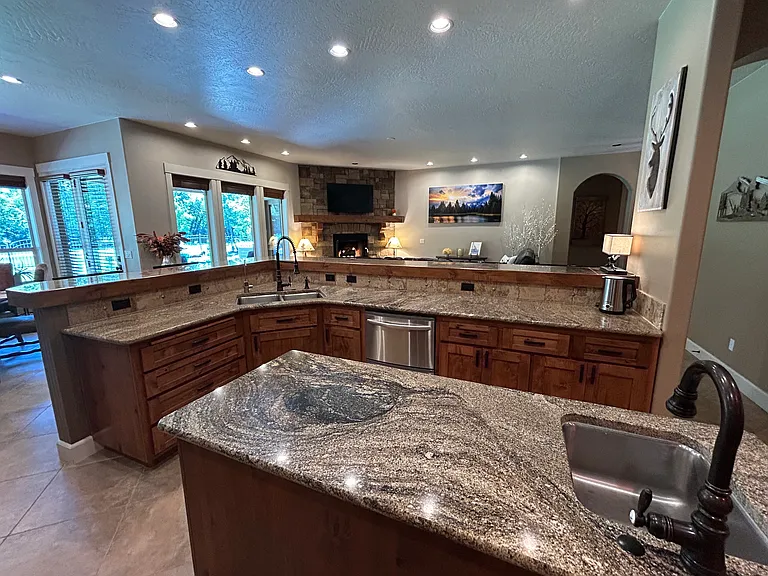 168 W River Meadow Dr — Photo 11