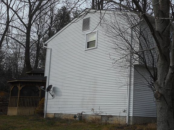 2nd image of 11202 Heritage Dr