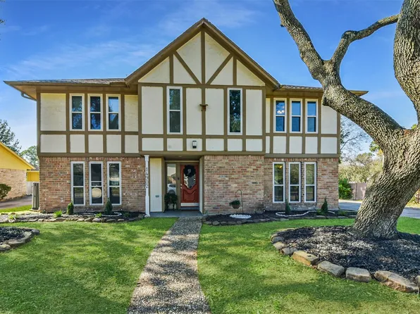 14902 Aspen Hills Dr, Houston, TX 77062