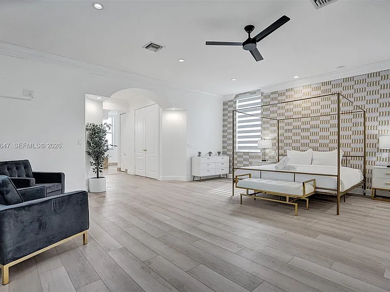 1430 NW 114th Ave — Photo 79