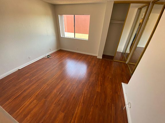 3rd image of 11741 Gilmore St APT 130