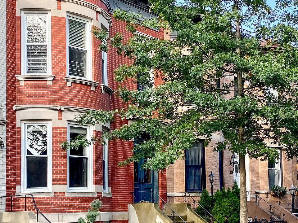 1st image of 230 Windsor Pl