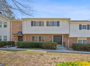 7302 Cardigan Cir, Sandy Springs, GA 30328