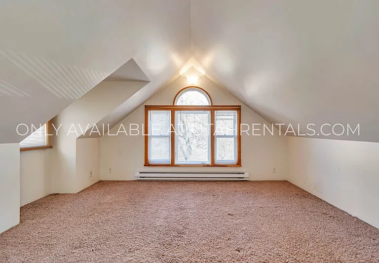 1218 E 600 S — Photo 12